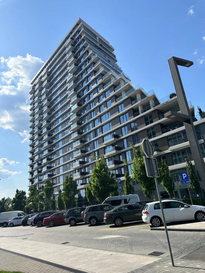 Queen Apartments Belgrade Waterfront Екстер'єр фото